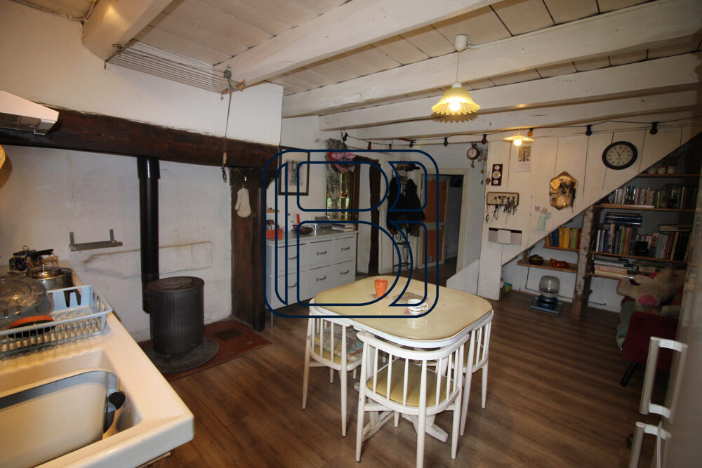 Vente Maison Maison de campagne divisée en deux avec terrain Tours-sur-meymont