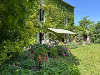  Maison � vendre 7 pi�ces 270 m�