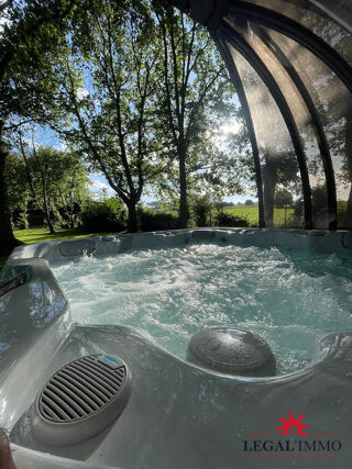  Maison  vendre 7 pices 248 m