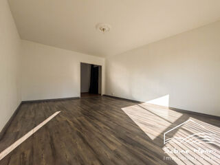 Appartement  vendre 4 pices 79 m