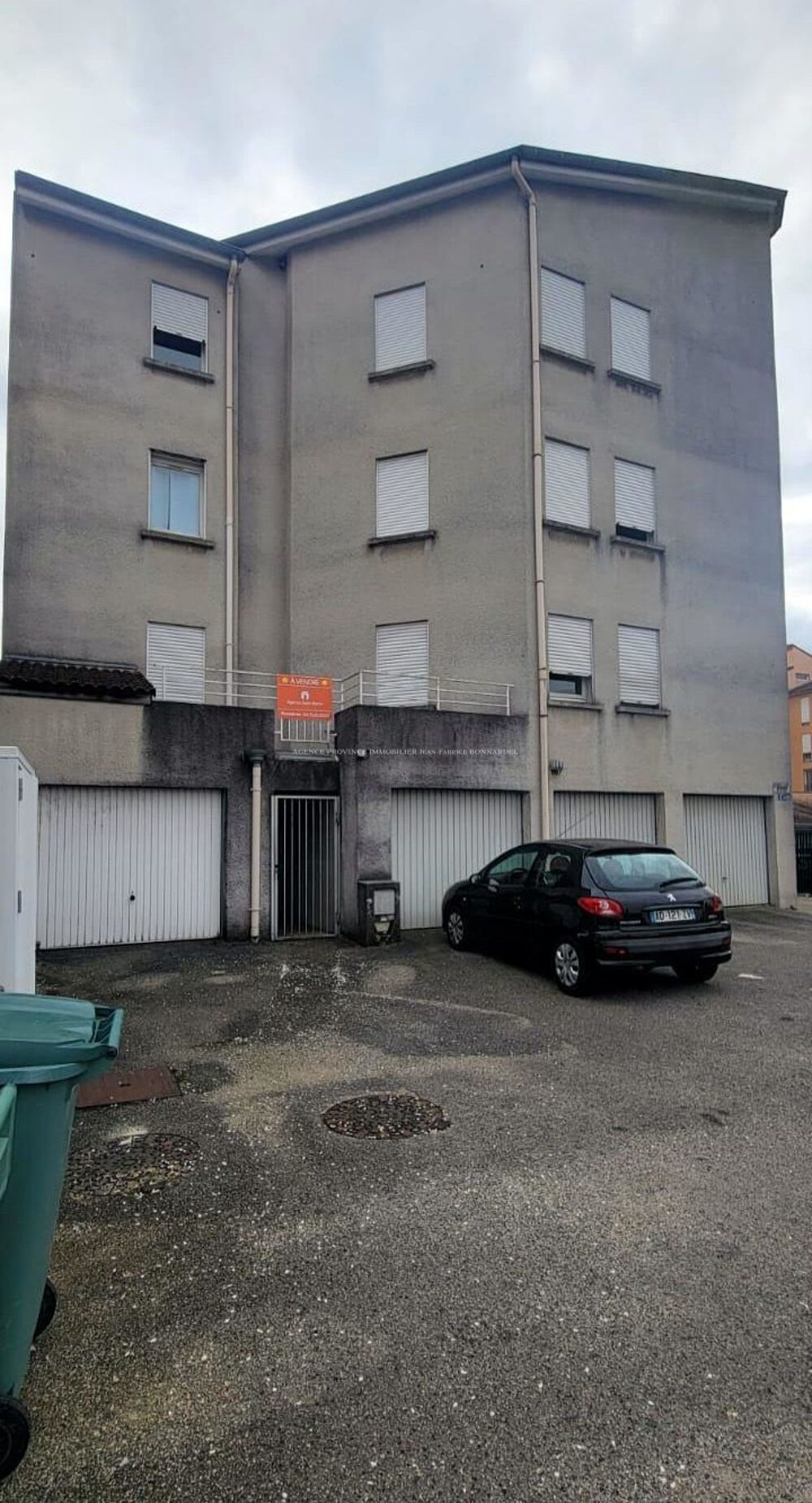 Vente Immeuble Lot de 8 garages Bagnols-sur-cèze