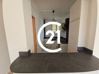  Appartement à louer 4 pièces 66 m²
