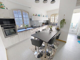  Maison à vendre 8 pièces 230 m²