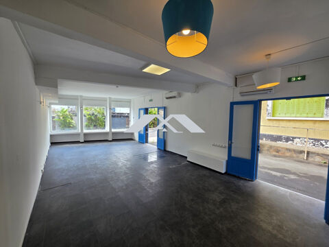 local 67 m² Sainte Clotilde 1100 97400 Saint-denis