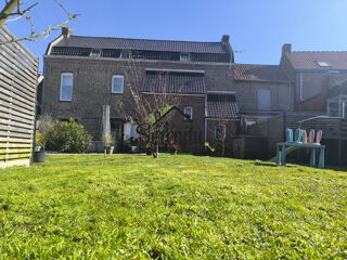  Maison � vendre 7 pi�ces 180 m�