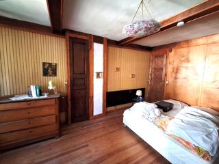  Maison  vendre 8 pices 270 m