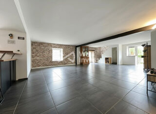  Maison à vendre 6 pièces 305 m²