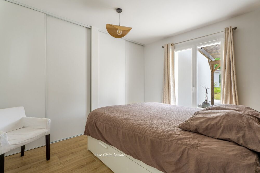 Vente Maison 3 logements à potentiel locatif + cadre de vie privilégié Parentis-en-born