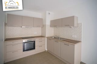  Appartement à louer 2 pièces 45 m²