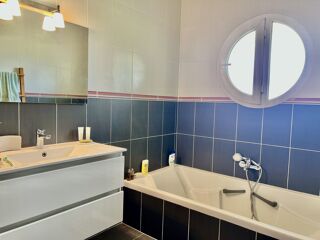  Maison à vendre 6 pièces 222 m²