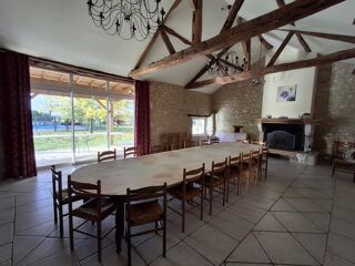  Maison à vendre 15 + pièces 347 m²