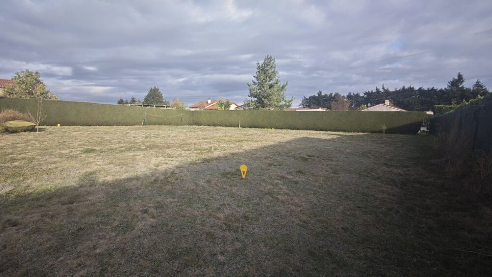   Terrain construtible - 791m² - plat Saint-maurice-de-lignon