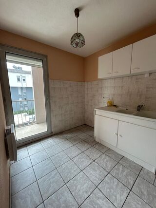  Appartement à louer 2 pièces 40 m²