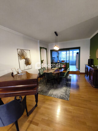  Appartement à louer 4 pièces 113 m²