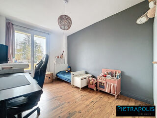  Appartement � vendre 3 pi�ces 79 m�