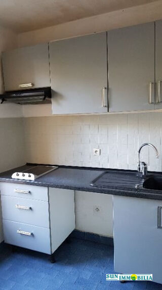  Appartement à louer 1 pièce 28 m²