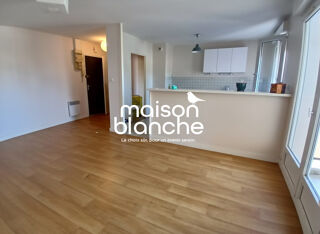  Appartement à louer 3 pièces 61 m²