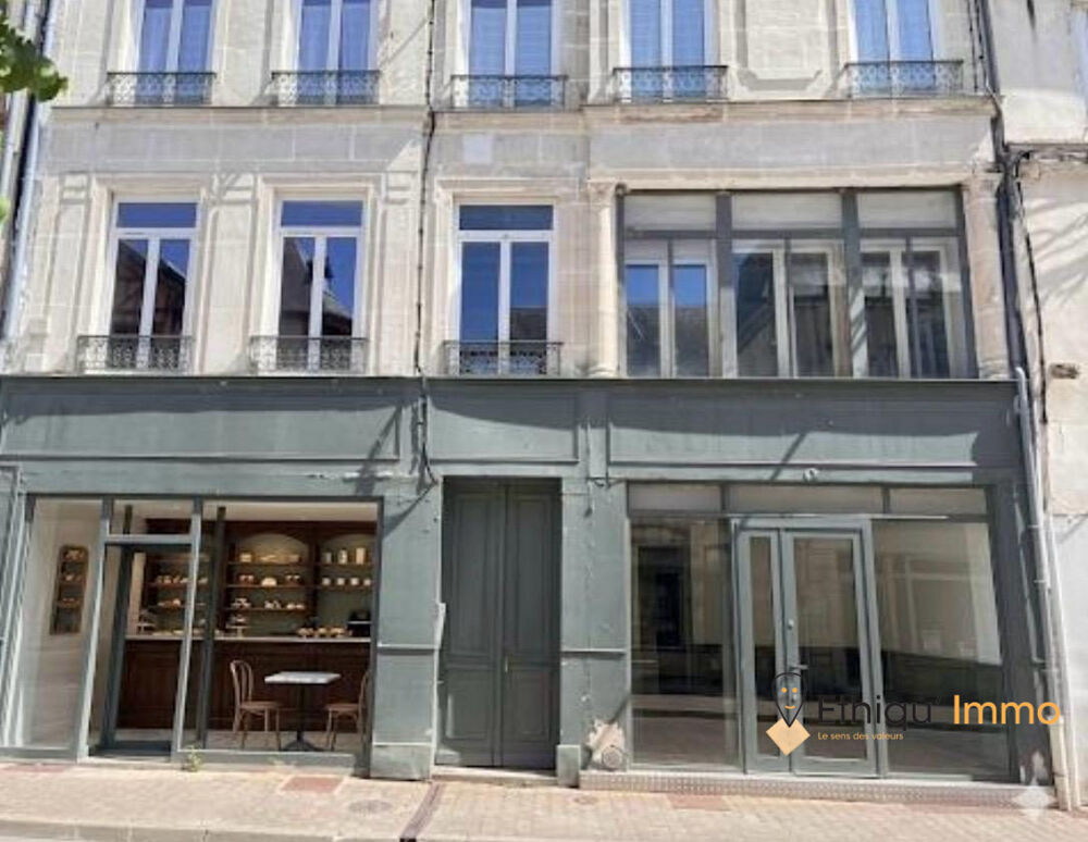   Local commercial hyper centre avec licence IV Bar-sur-aube