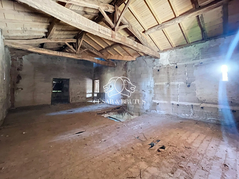 à vendre  Maison Nervieux (42510)
