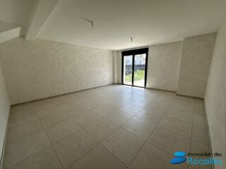  Appartement à louer 4 pièces 118 m²