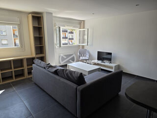  Appartement à louer 3 pièces 64 m²