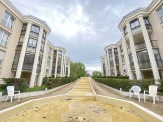  Appartement à louer 3 pièces 65 m²