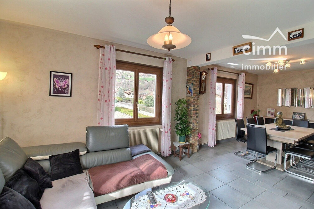 A VENDRE - MAISON PROCHE CENTRE VILLE DIVISÉE EN 2 APPARTEMENTS