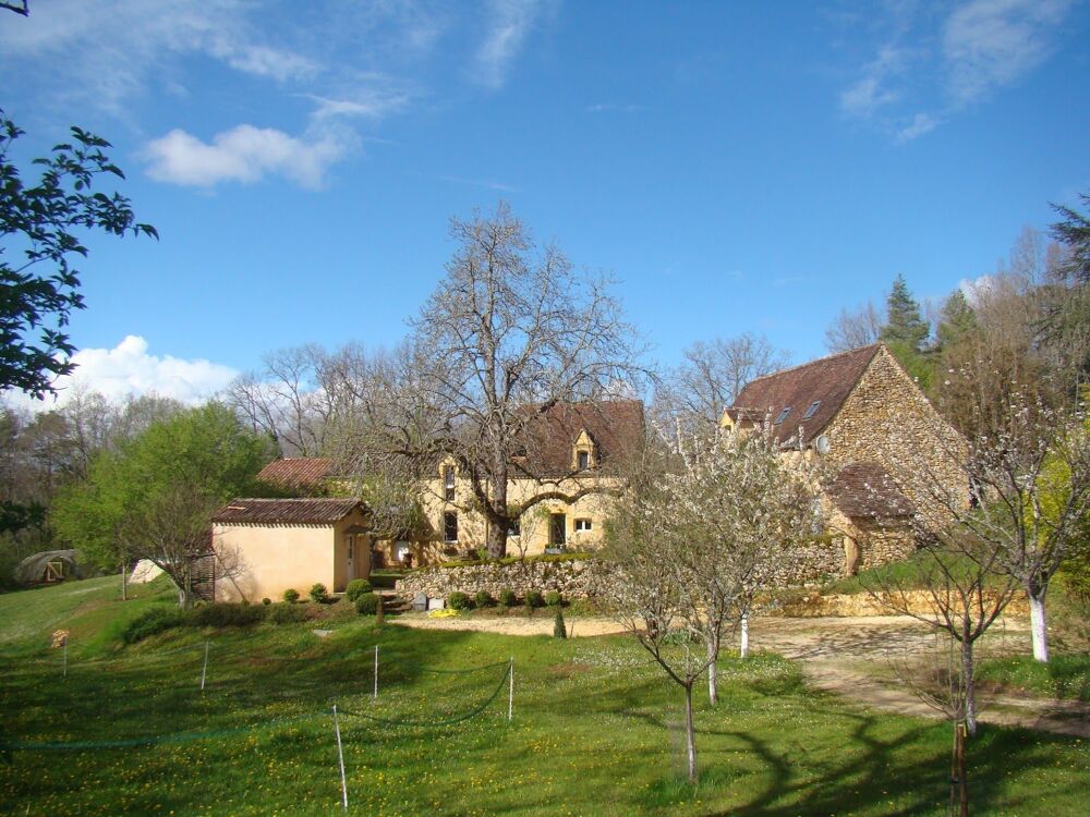 Propriété en pierre magnifiquement rénovée, à 5 minutes de