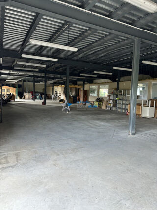  Immeuble � vendre 730 m�