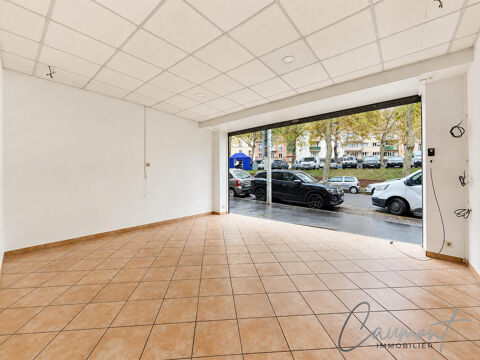 GRAVILLE - LOCAL COMMERCIAL AVEC SOUS-SOL 118000 76600 Le havre