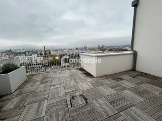  Appartement à louer 4 pièces 89 m²