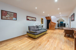  Maison à vendre 4 pièces 262 m²