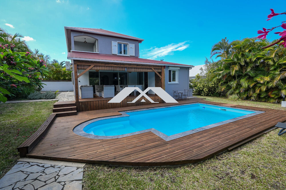 Villa F5 de Standing-Jardin-Piscine-Ligne des Bambous