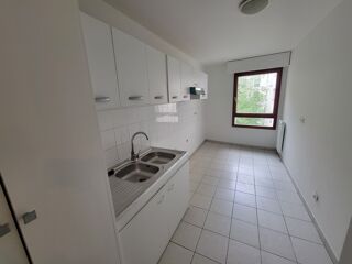  Appartement � louer 4 pi�ces 102 m�