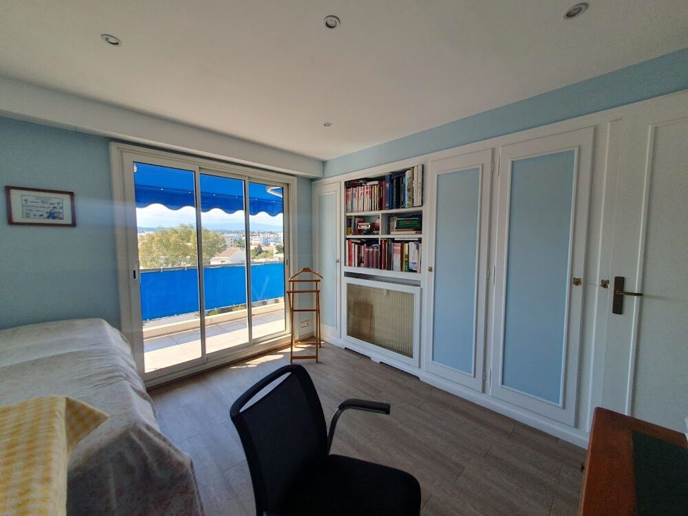 � vendre  Appartement Antibes (06600)