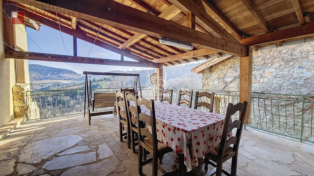 à vendre  Maison Vaux-en-Beaujolais (69460)