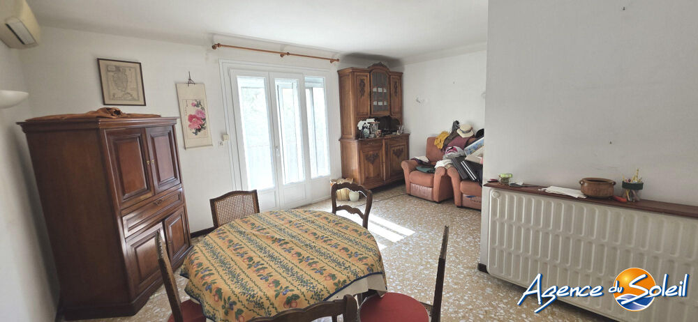Maison de ville Saint Assiscle avec 4 chambres, garage et jardin