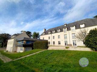  Immeuble � vendre 1385 m�