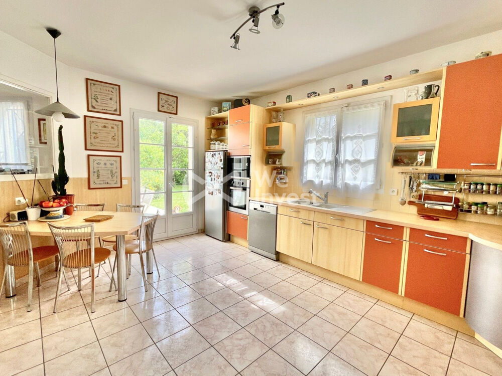 Location Maison Rambouillet, Magnifique maison familiale de 290m2 de 8 chambres Rambouillet