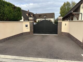  Maison  vendre 15 + pices 450 m