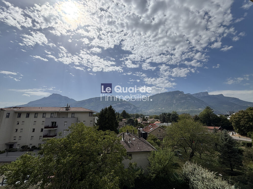 Vente Maison Grande maison entièrement rénovée – Terrain 687 m² Saint-Égrève