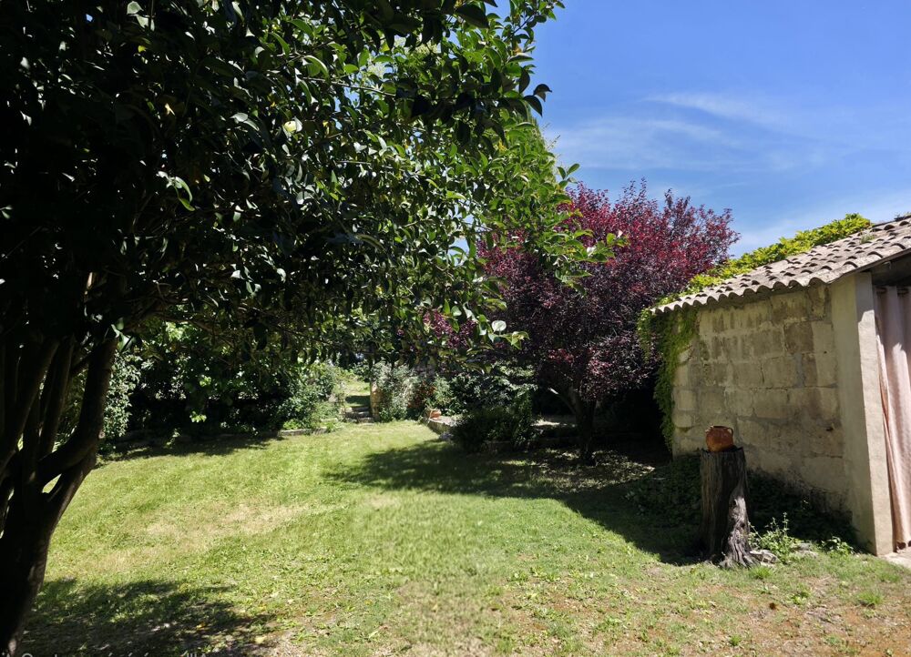 Maison vigneronne avec superbe terrain, garage
