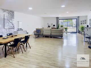  Maison à vendre 8 pièces 220 m²