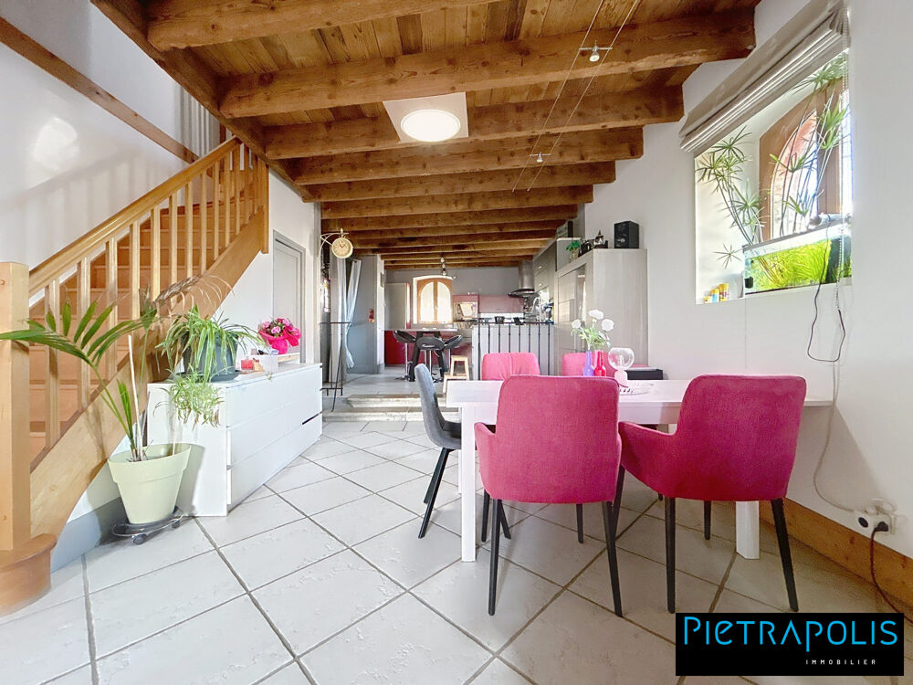 Maison mitoyenne T5/6 env. 157m² (177m² au sol) prête à vivr