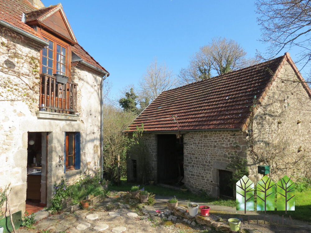 Charmante Maison en Pierre de 3 Chambres avec Jardin, Dépendanc