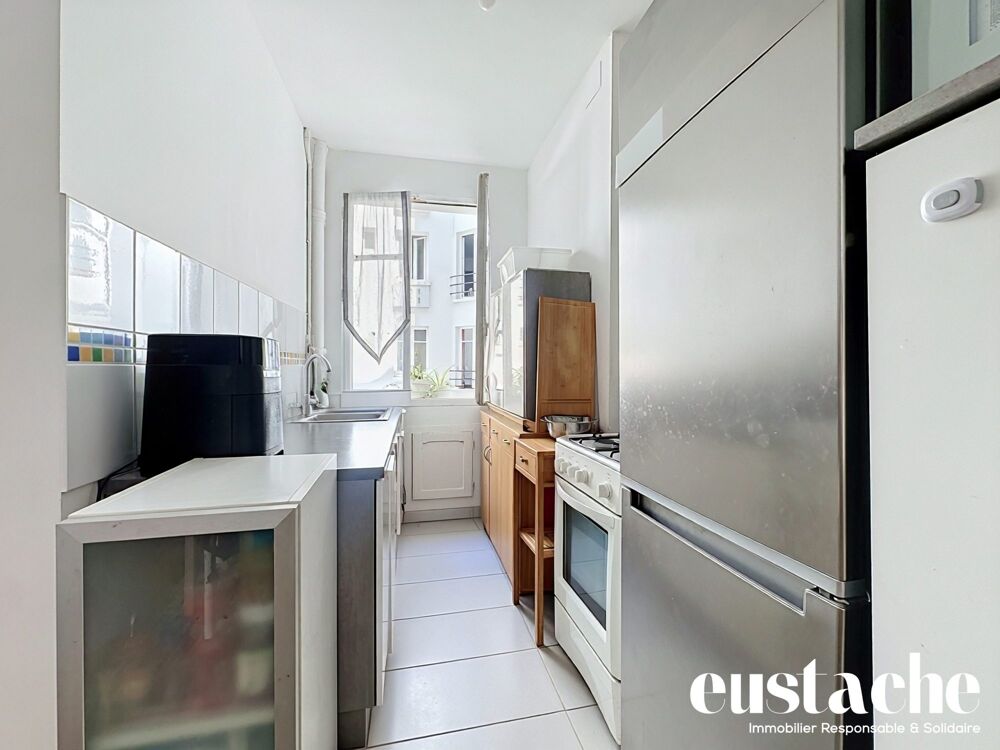 Vente Appartement 2 pièces sur cour en étage avec ascenseur Paris 20