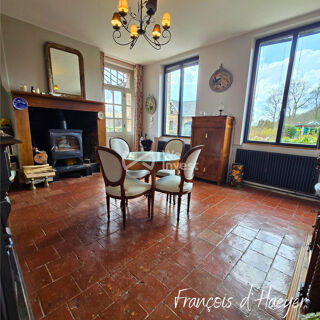  Maison � vendre 9 pi�ces 310 m�