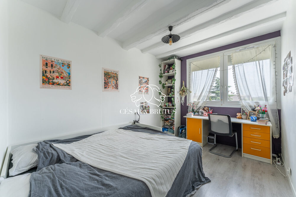 T4 lumineux avec balcon et parking  Clé en main !