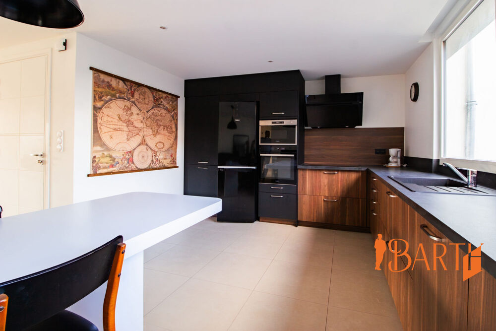 Appartement de standing  113 m²  Place de la Nation à Bo