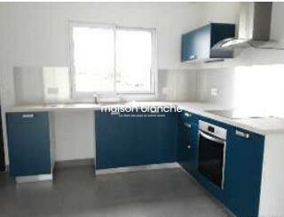  Maison à louer 4 pièces 79 m²
